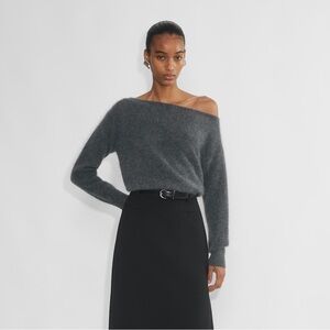 Aritzia Grey Off-Shoulder Wool Cashmere Sweater Size XS